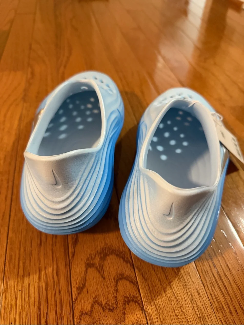 Nike Kids Pale Blue Slip-On Water Clogs